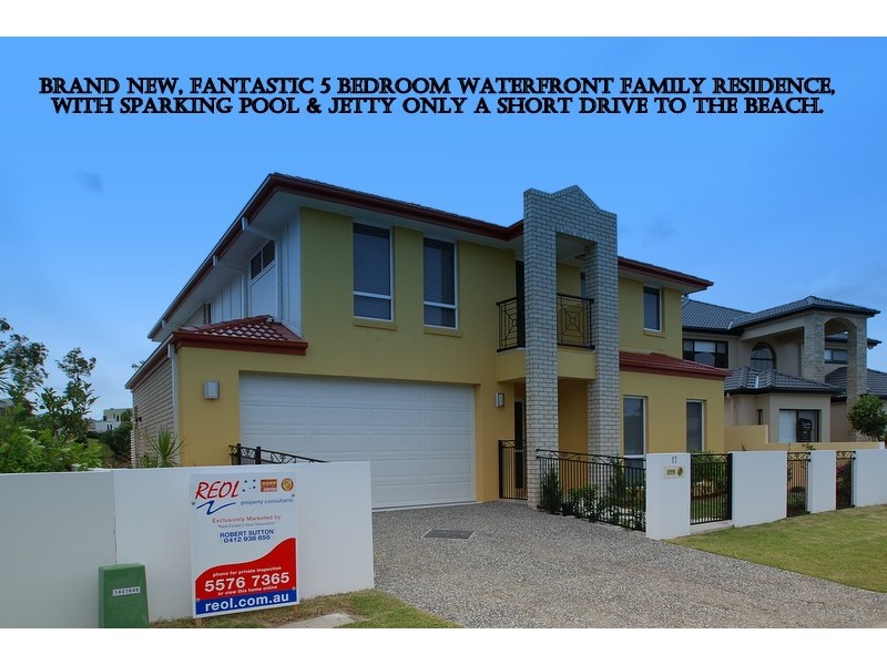 17 Valetta Crescent, Varsity Lakes QLD 4227