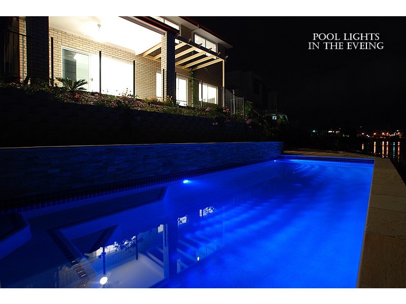 17 Valetta Crescent, Varsity Lakes QLD 4227