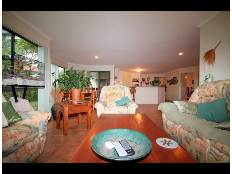 5 Quoll Close, Burleigh Heads QLD 4220