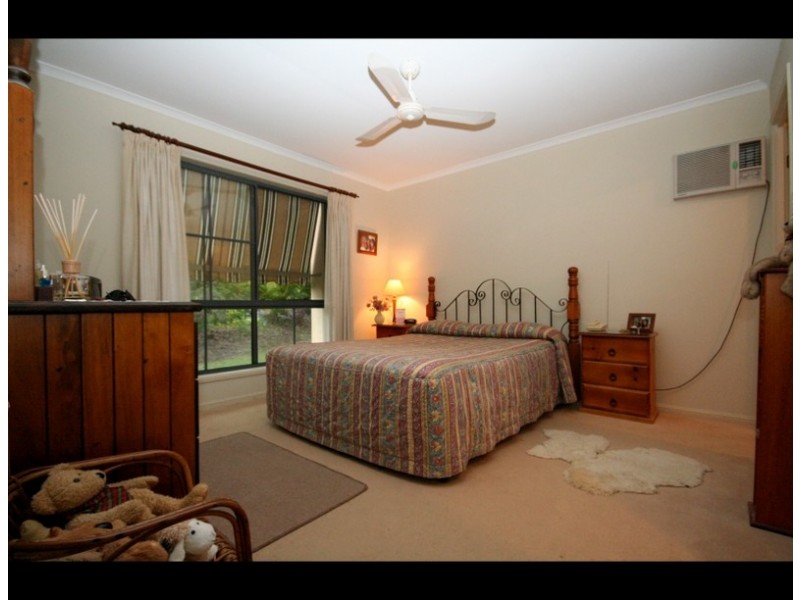 5 Quoll Close, Burleigh Heads QLD 4220