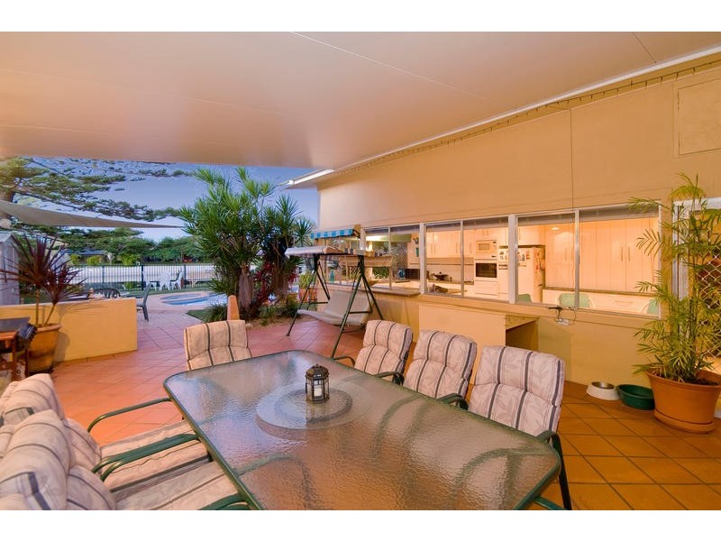 46 Mallawa Drive, Palm Beach QLD 4221