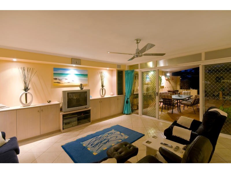 46 Mallawa Drive, Palm Beach QLD 4221