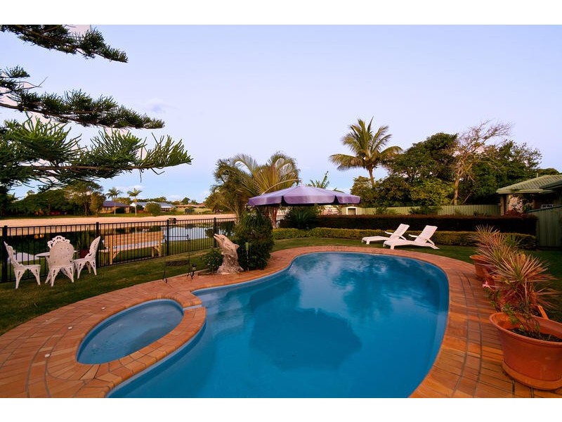 46 Mallawa Drive, Palm Beach QLD 4221