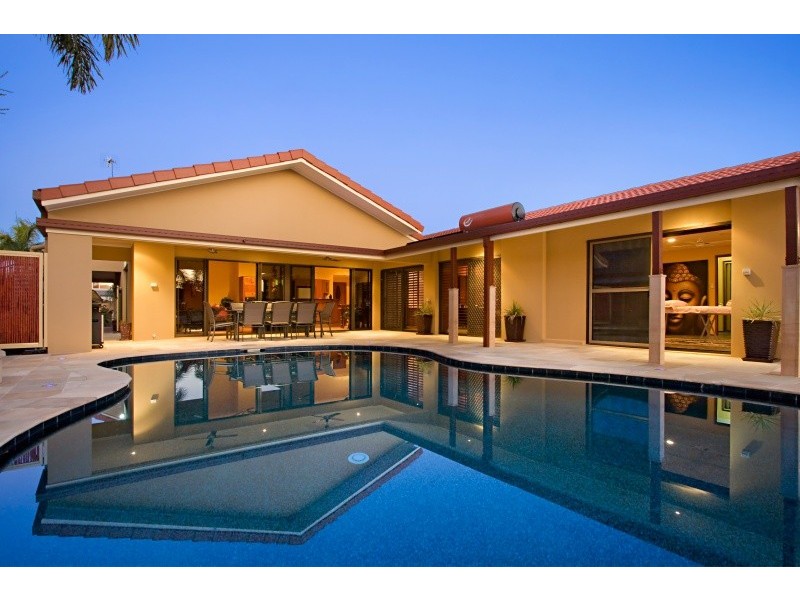 67 Dogwood Drive, Palm Beach QLD 4221