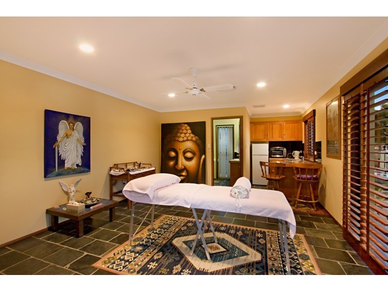 67 Dogwood Drive, Palm Beach QLD 4221