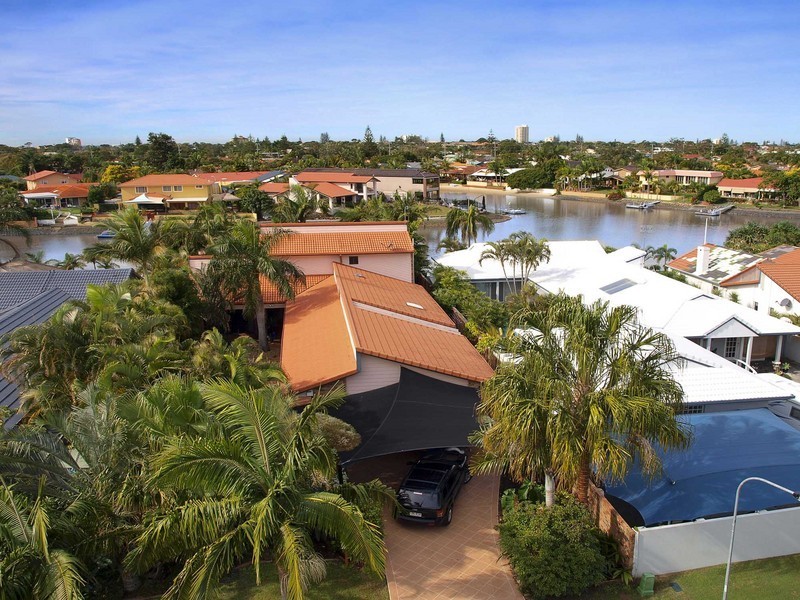 110 Tallebudgera Drive, Palm Beach QLD 4221