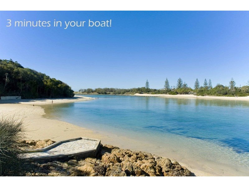 110 Tallebudgera Drive, Palm Beach QLD 4221