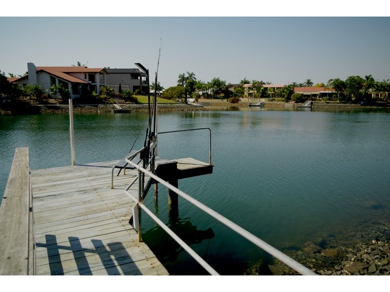 110 Tallebudgera Drive, Palm Beach QLD 4221