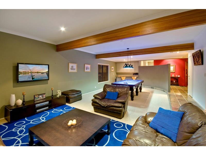 110 Tallebudgera Drive, Palm Beach QLD 4221