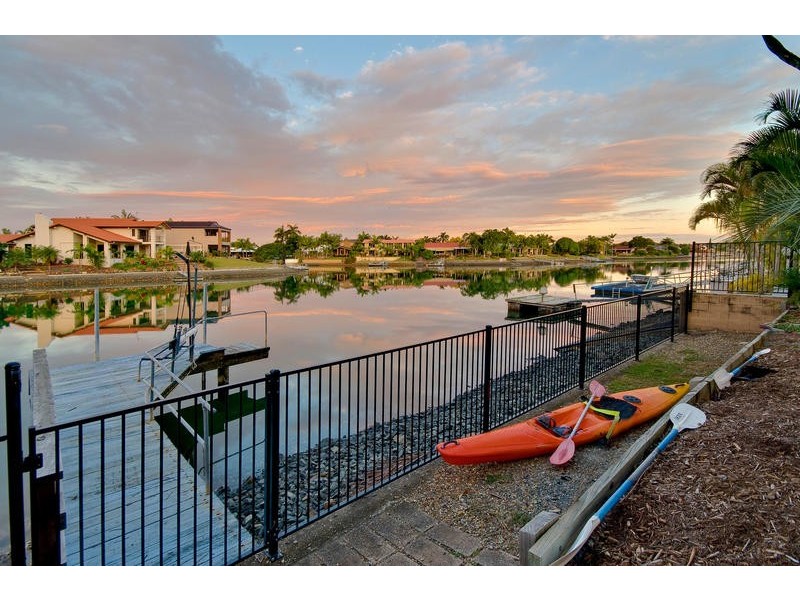 110 Tallebudgera Drive, Palm Beach QLD 4221