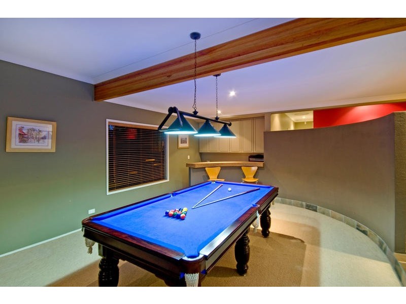 110 Tallebudgera Drive, Palm Beach QLD 4221