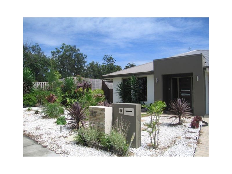 35 Willow Tree Drive, Reedy Creek QLD 4227
