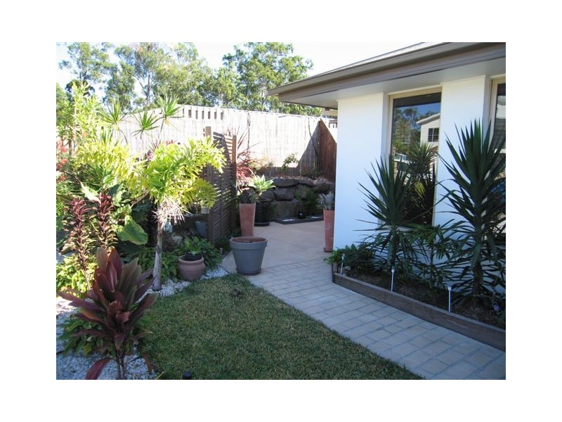 35 Willow Tree Drive, Reedy Creek QLD 4227