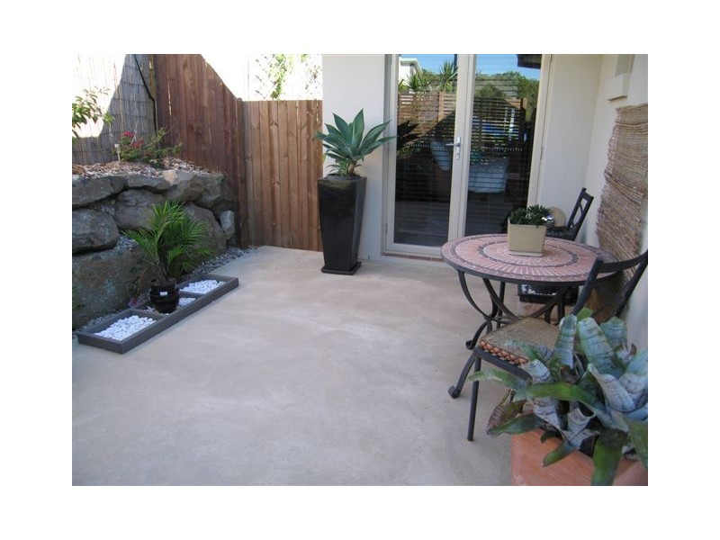 35 Willow Tree Drive, Reedy Creek QLD 4227