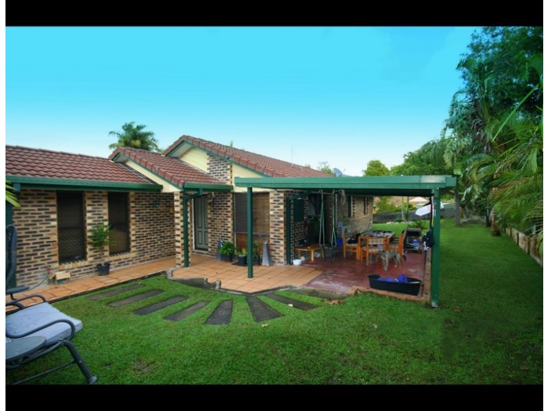 3 Angus Court, Highland Park QLD 4211
