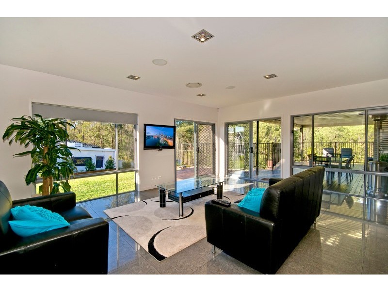 16 Snowwood Street, Reedy Creek QLD 4227