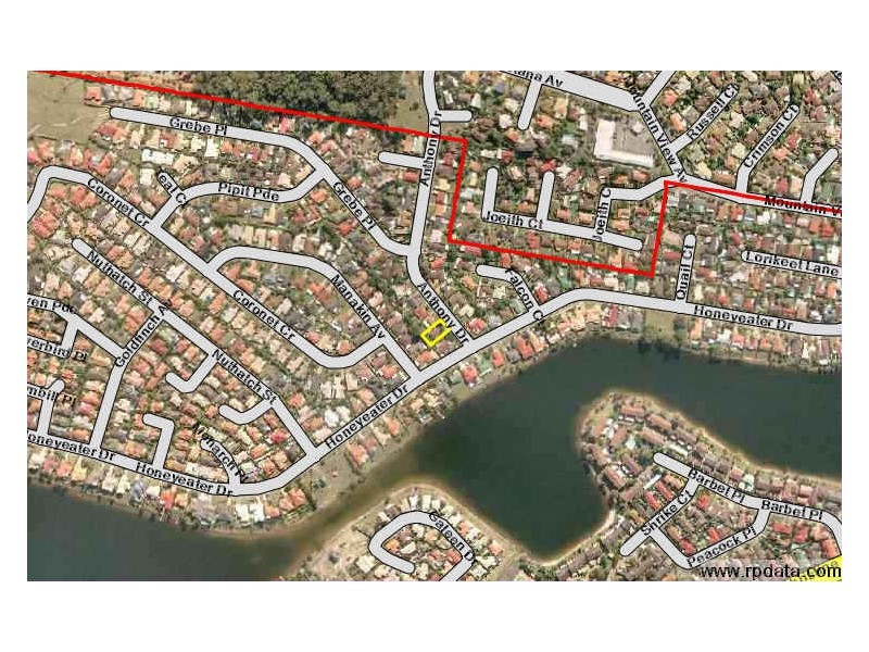 4 Anthony Drive, Burleigh Waters QLD 4220