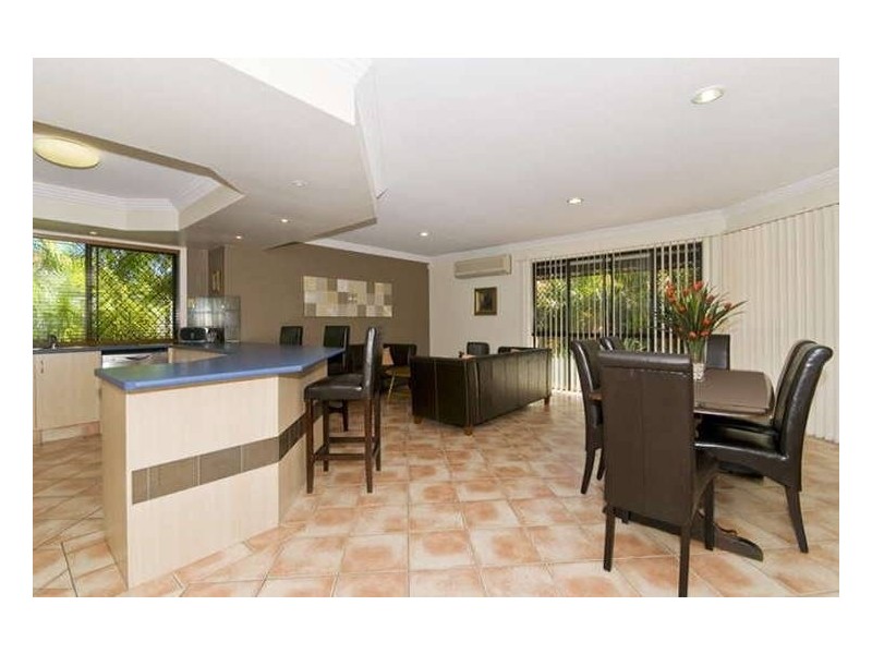 40 Sea Eagle Drive, Burleigh Waters QLD 4220