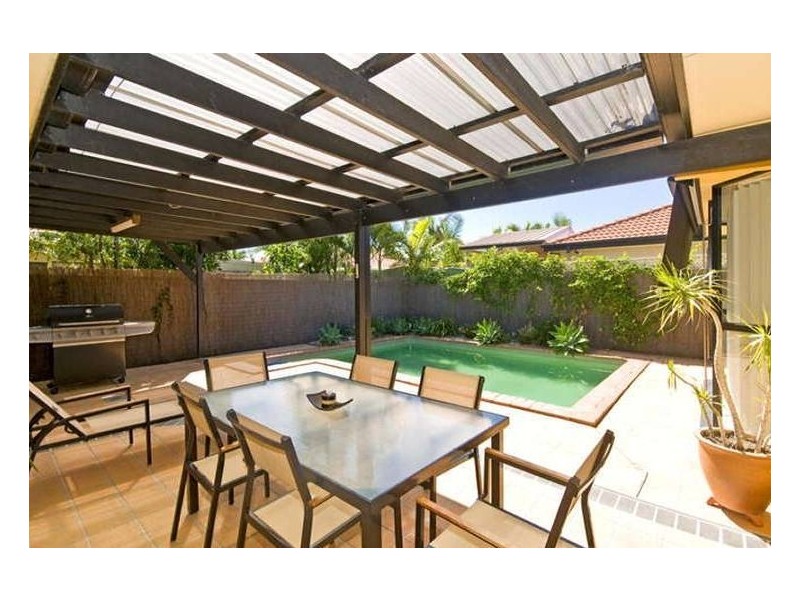 40 Sea Eagle Drive, Burleigh Waters QLD 4220