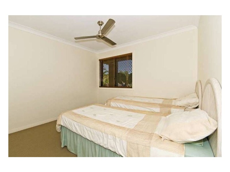 40 Sea Eagle Drive, Burleigh Waters QLD 4220