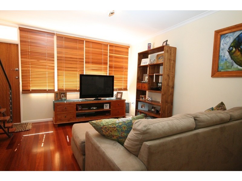 7/49 Connor Street, Burleigh Heads QLD 4220