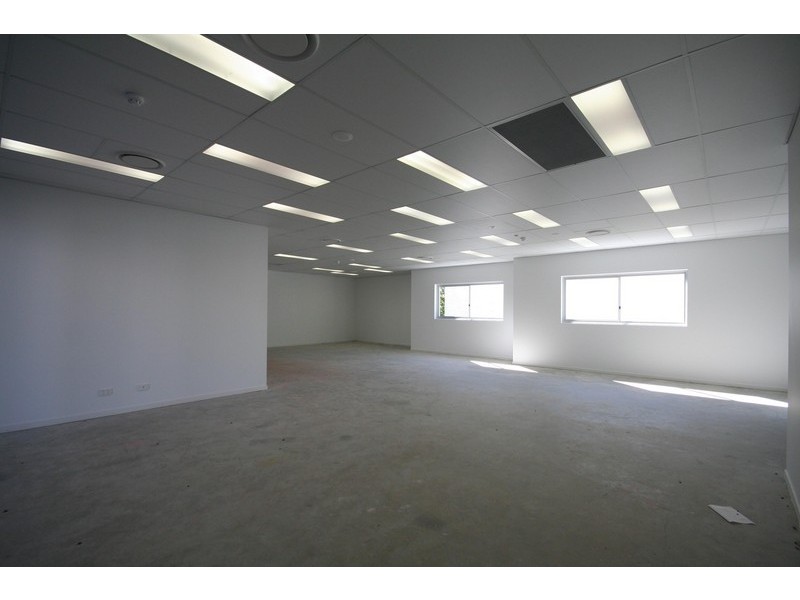 79 West Burleigh Rd, Burleigh Heads QLD 4220