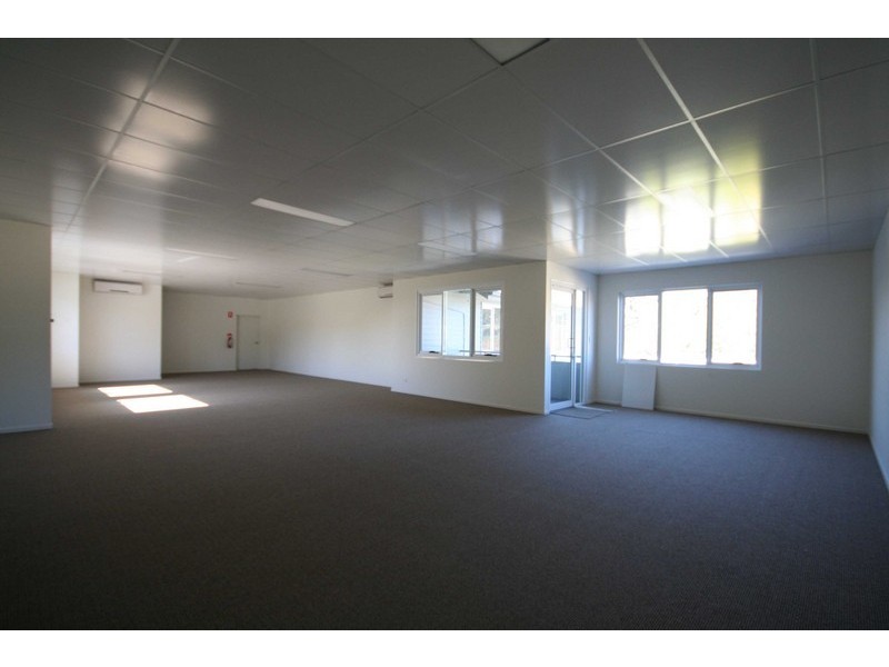 43 Tallebudgera Creek Rd, Burleigh Heads QLD 4220