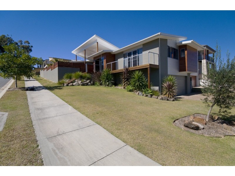 13 Frogrock Crescent, Reedy Creek QLD 4227