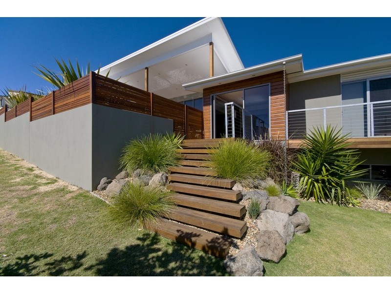 13 Frogrock Crescent, Reedy Creek QLD 4227