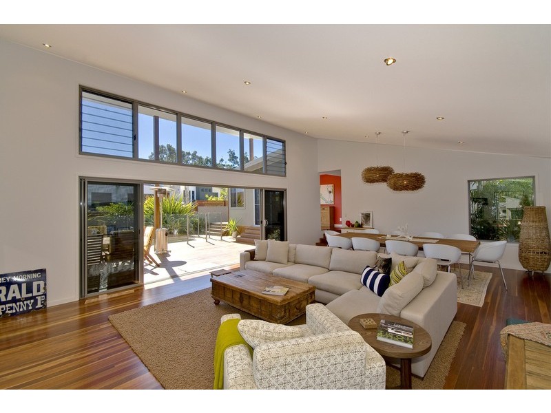 13 Frogrock Crescent, Reedy Creek QLD 4227