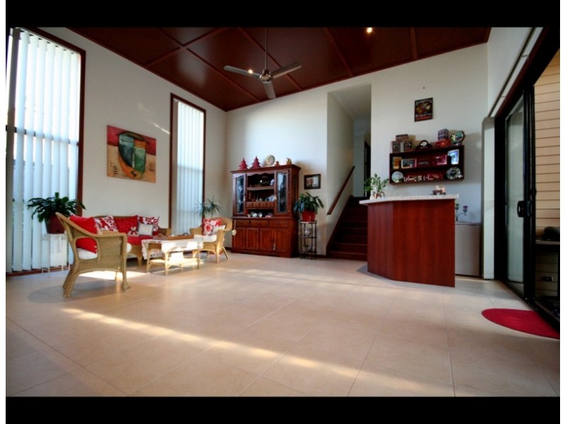 24 Grove Creek Close, Reedy Creek QLD 4227