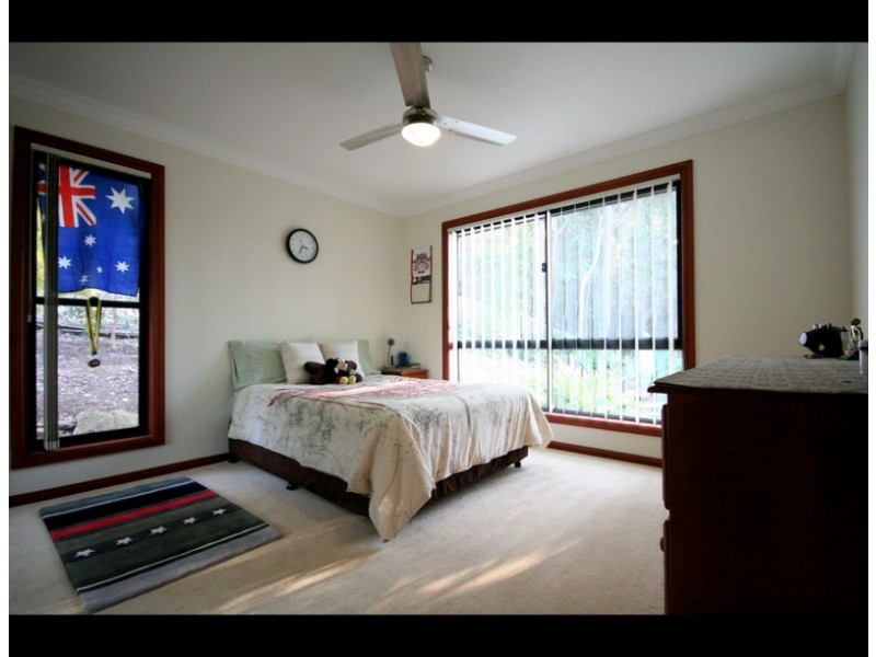 24 Grove Creek Close, Reedy Creek QLD 4227