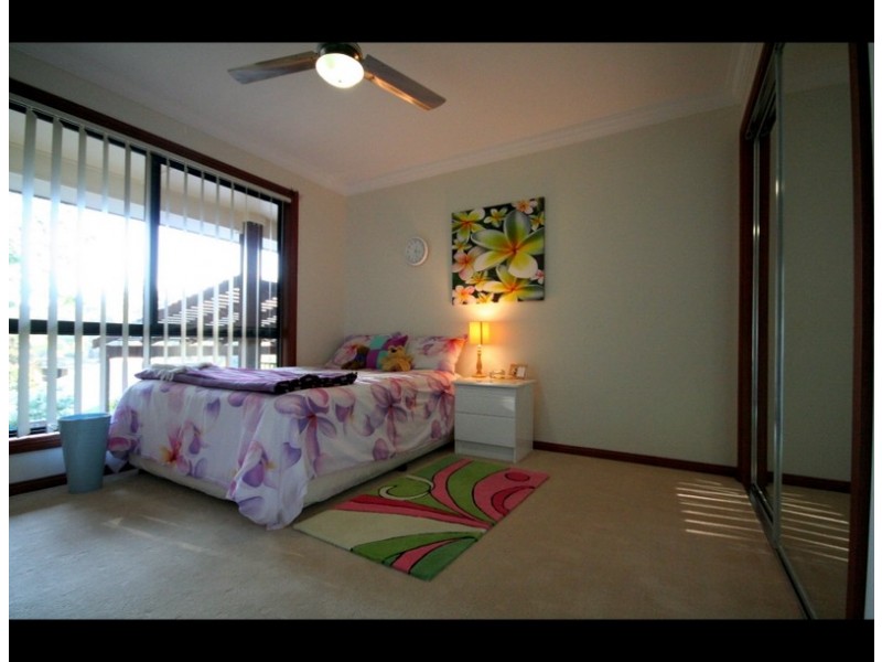 24 Grove Creek Close, Reedy Creek QLD 4227
