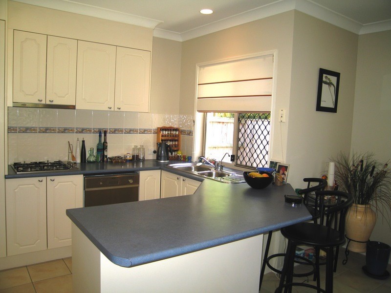 10 Maldives Way, Burleigh Waters QLD 4220