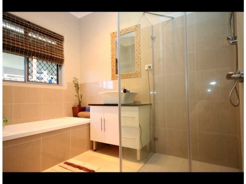 14 Koolang Crescent, Reedy Creek QLD 4227