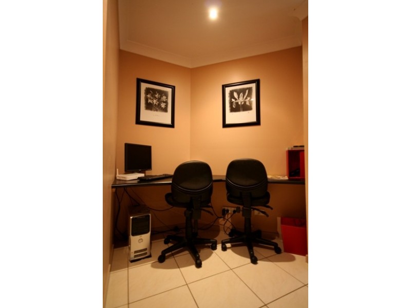 13 Des Quinlan Cr, Tallebudgera QLD 4228