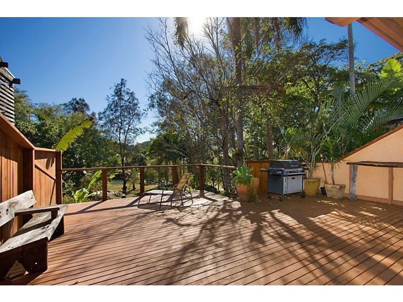 58 Ocean Parade, Burleigh Heads QLD 4220