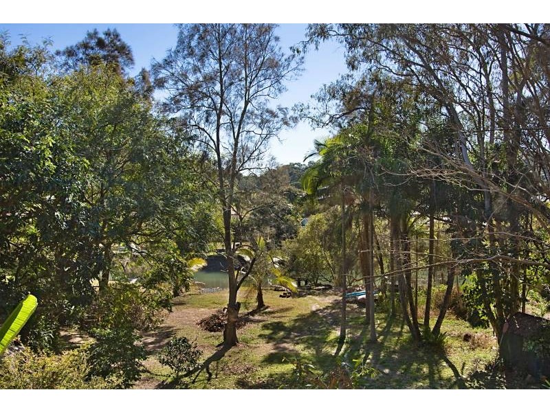 58 Ocean Parade, Burleigh Heads QLD 4220