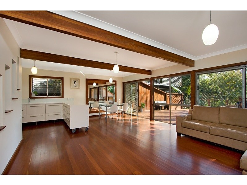 58 Ocean Parade, Burleigh Heads QLD 4220