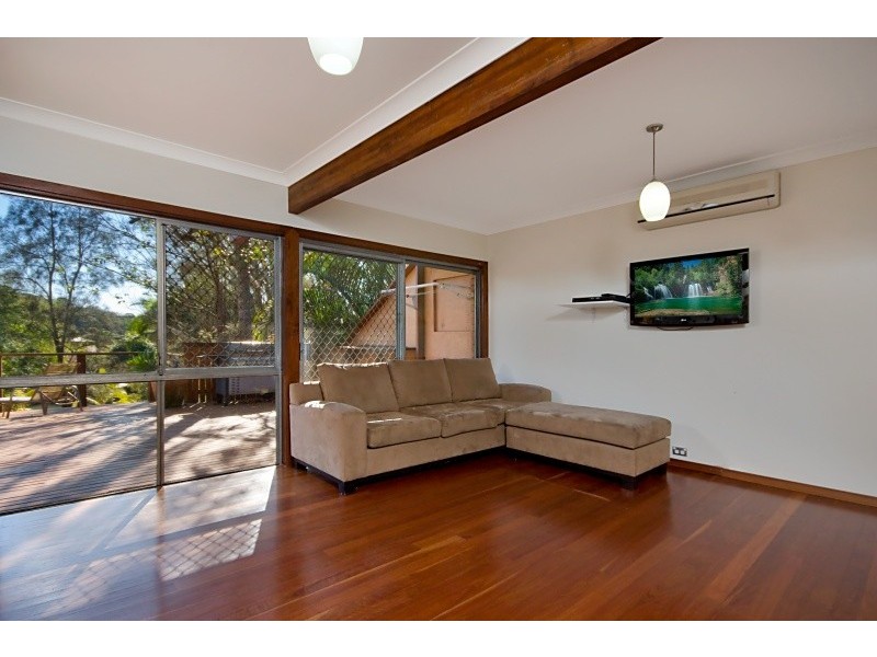 58 Ocean Parade, Burleigh Heads QLD 4220