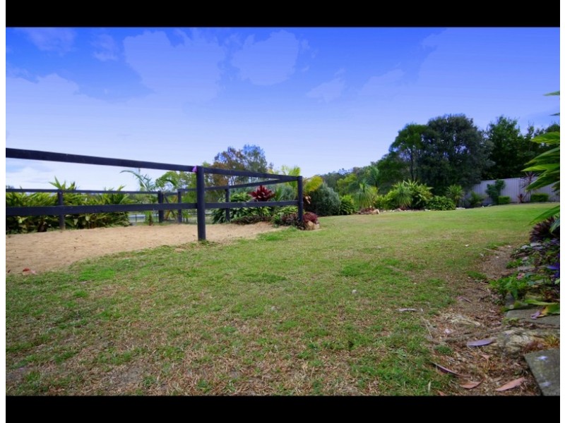 9 Larch Street, Tallebudgera QLD 4228