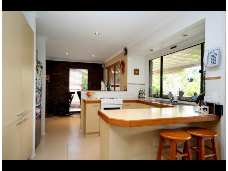 9 Larch Street, Tallebudgera QLD 4228