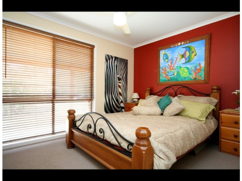 9 Larch Street, Tallebudgera QLD 4228