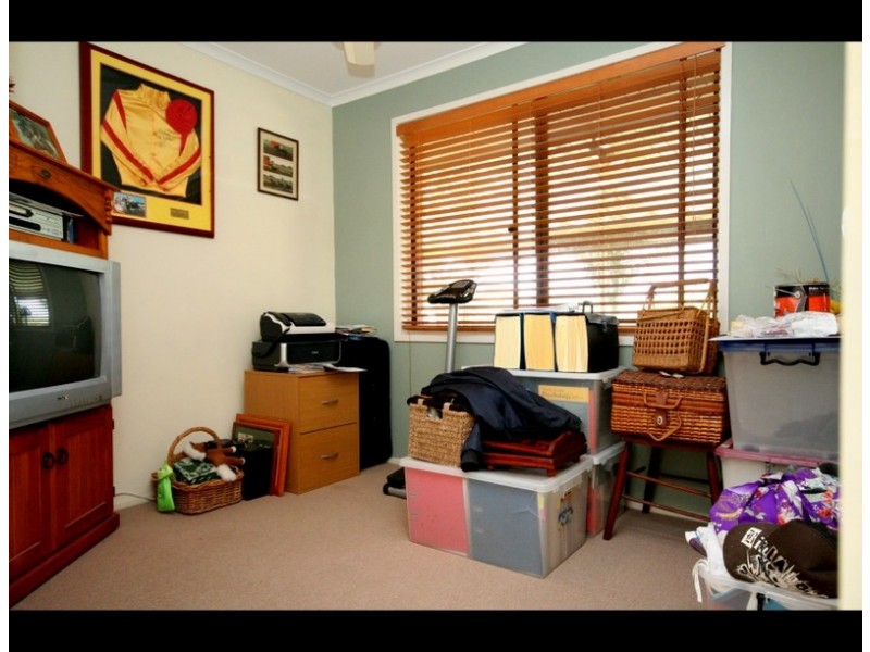 9 Larch Street, Tallebudgera QLD 4228