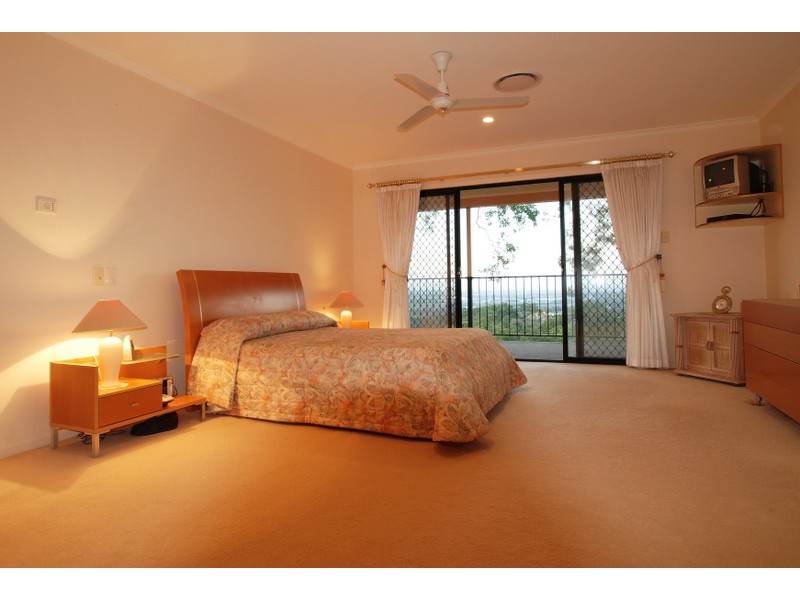 125 Strawberry Road, Mudgeeraba QLD 4213