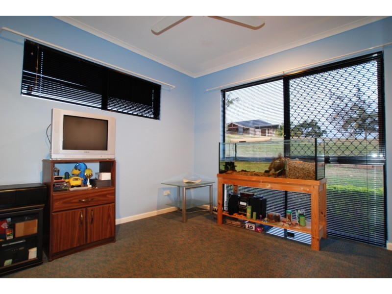 125 Strawberry Road, Mudgeeraba QLD 4213