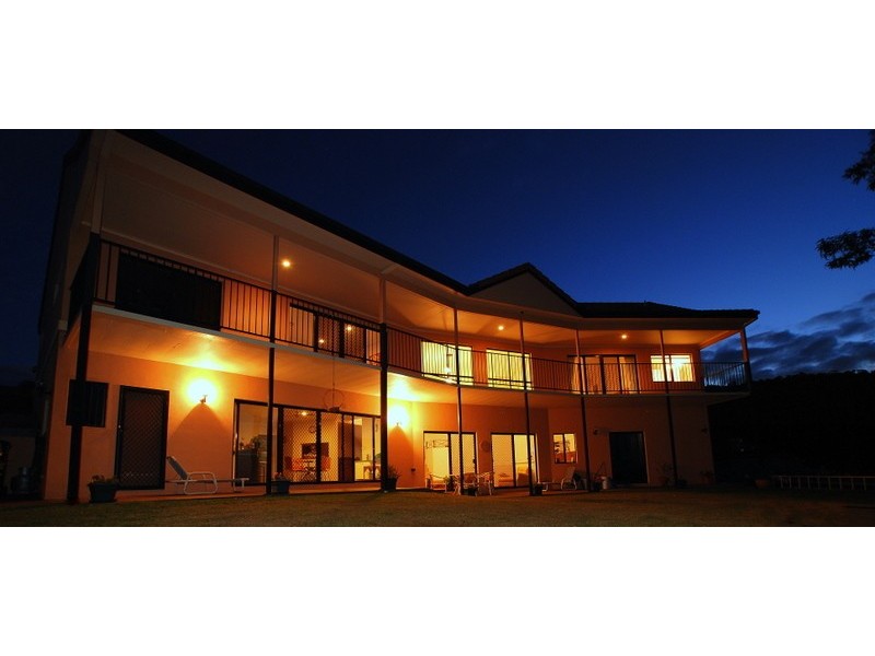 125 Strawberry Road, Mudgeeraba QLD 4213