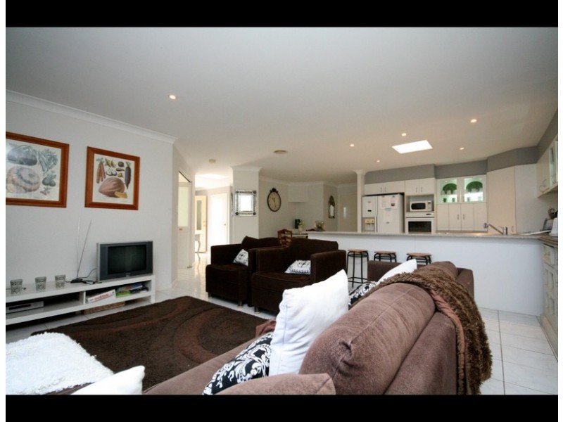 9 Glauca Street, Burleigh Heads QLD 4220