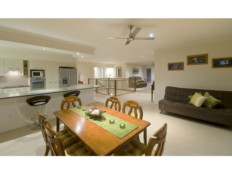 4 Dromara Court, Banora Point NSW 2486