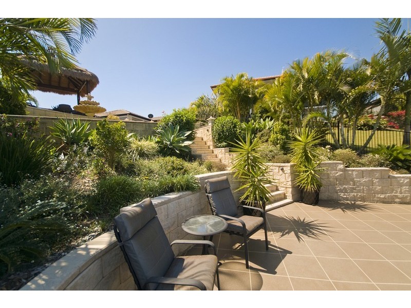 3 St Helens Crt, Burleigh Waters QLD 4220